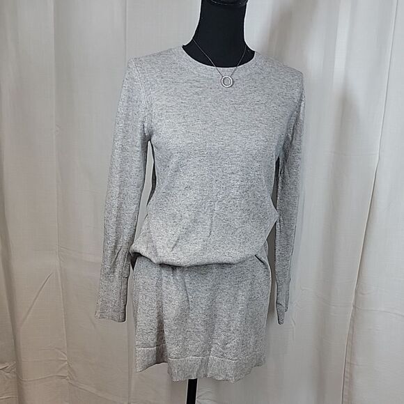 Banana Republic Longsleeve Cashmere Sweater Dress - Picture 2 of 16